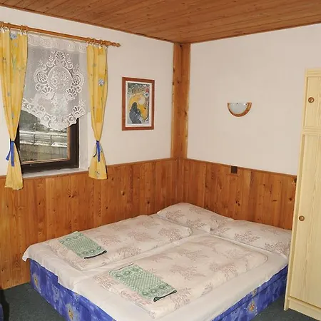 Na Krizovatce