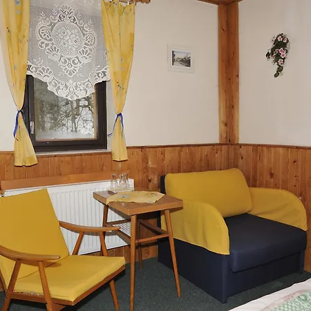 Na Krizovatce Pensión 2*